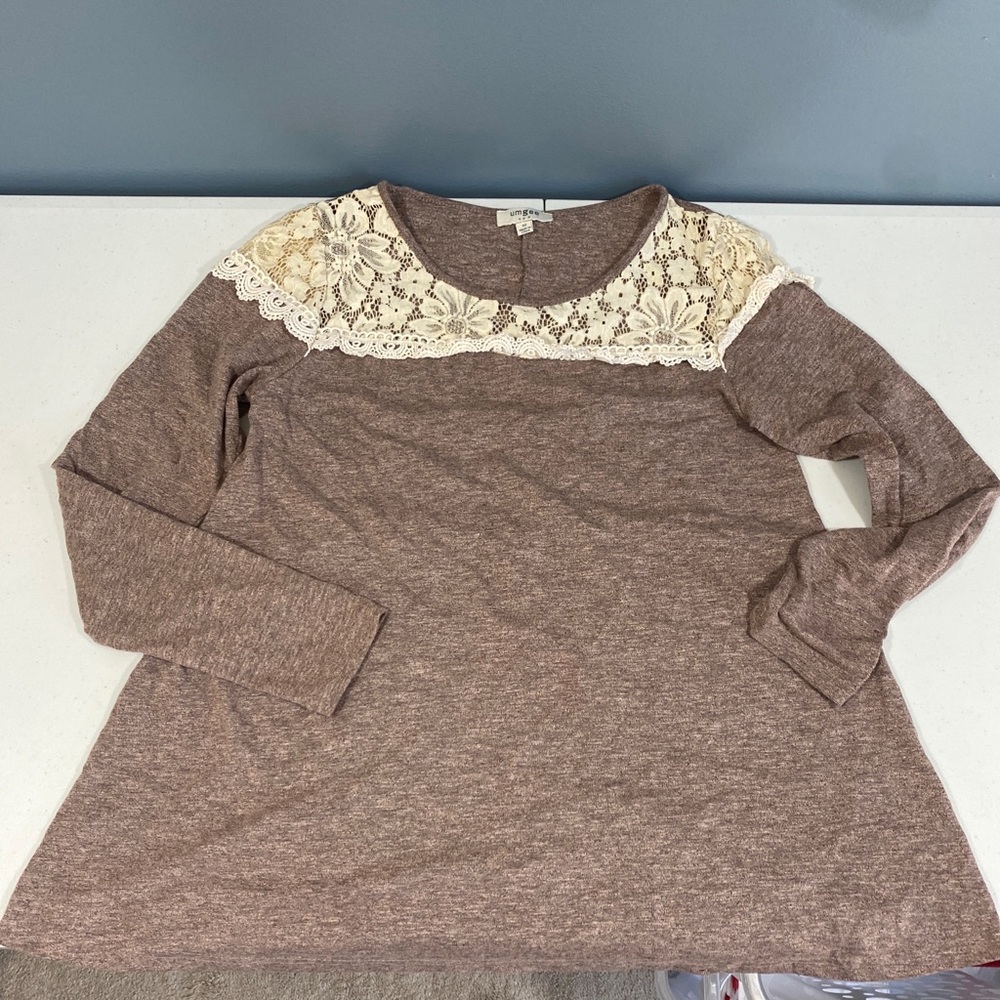 Umgee USA woman’s lace trimmed a line tunic r#130733
